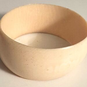 Natural Elegant hand carved Ivory Color bangle Bracelet chunky rare